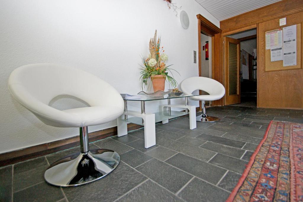 Hotel Alpenblick Schruns ภายนอก รูปภาพ